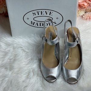 Steve Madden Tinah Shoe